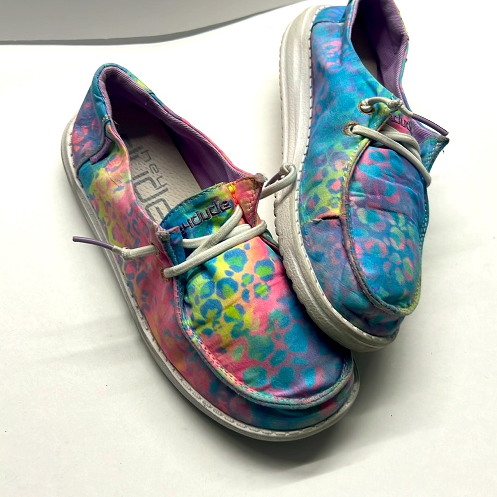 Hey Dude. Girls size 2-3.